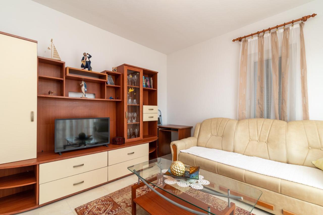 Apartman Dildo Lejlighed Trogir Eksteriør billede